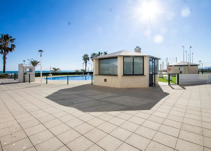 Апартаменты Espacio 8 - Primera Linea De Playa *